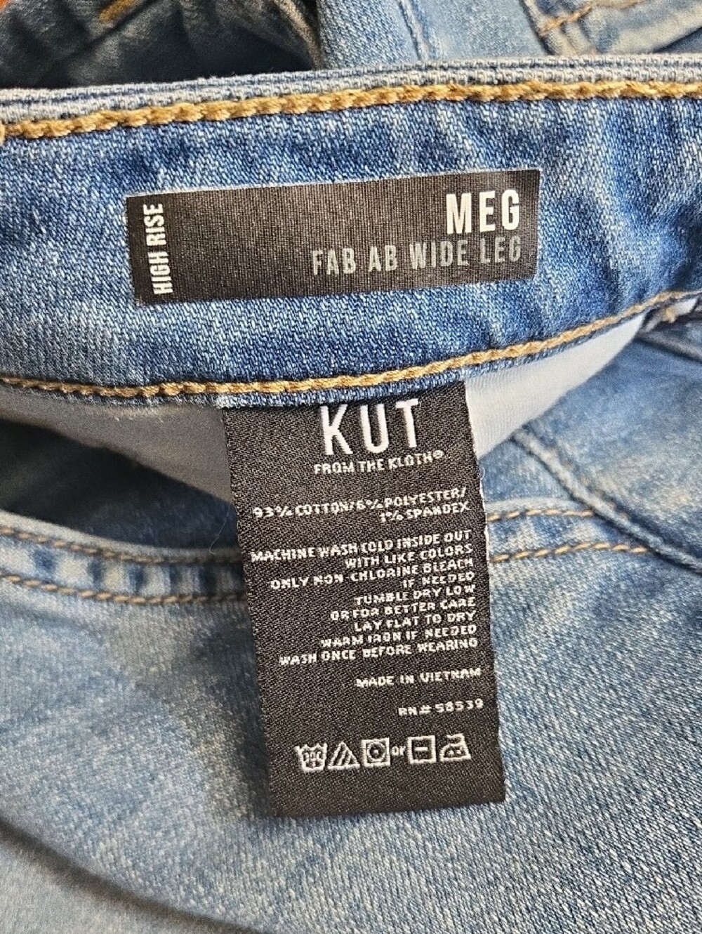 Kut from the Kloth Meg Fab Ab Light Blue Wide Leg Denim Jeans - Picture 3 of 6